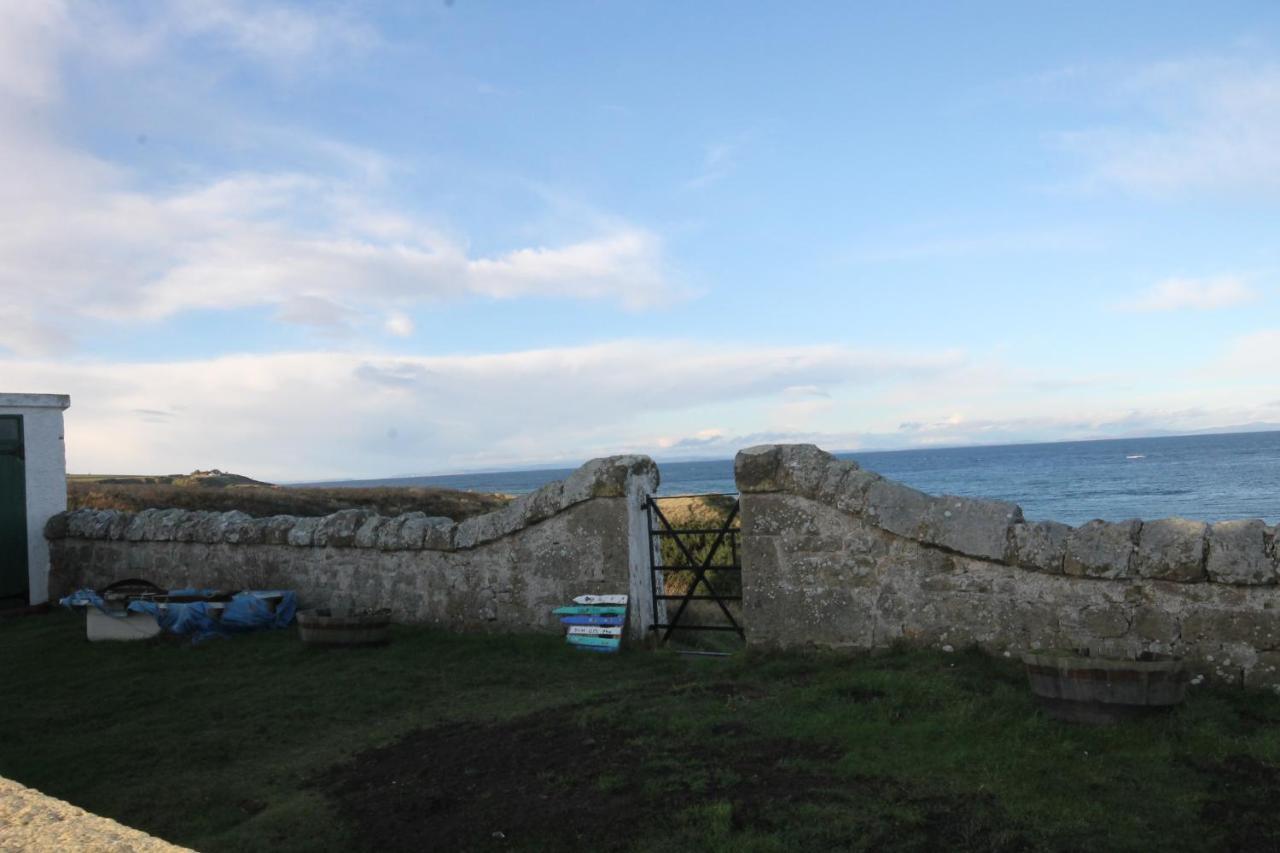 Covesea Lighthouse Cottages Lossiemouth Exterior photo